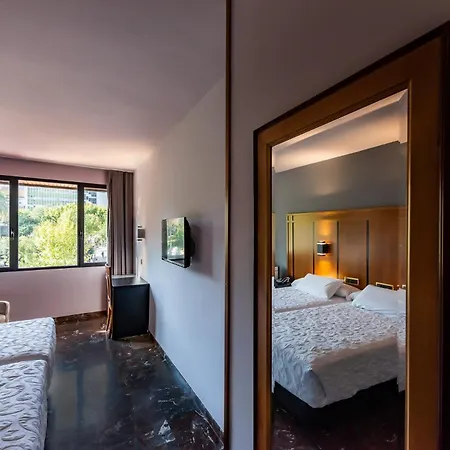 Hotel Condestable Iranzo 4*