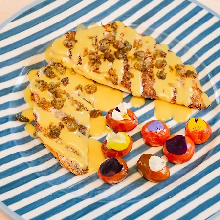 Condestable Iranzo فندق خاين