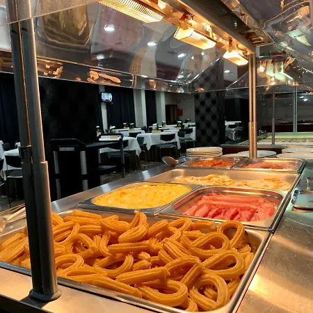 فندق Condestable Iranzo خاين